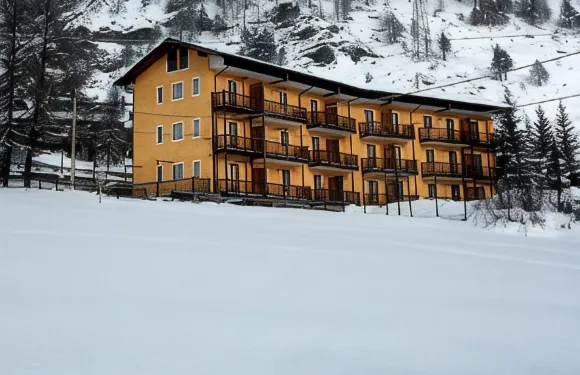 阿爾皮納堂巴拉家庭旅館