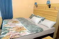 MTA Lounge and Leisures