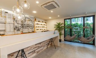Chamemon Bed Phuket Town