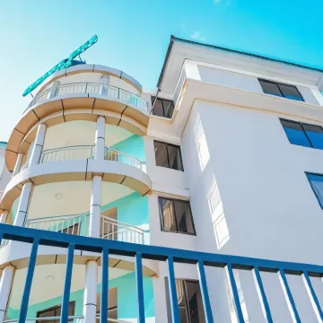 RUNGWE CITY HOTEL 鄰近尼雷爾國際機場的酒店