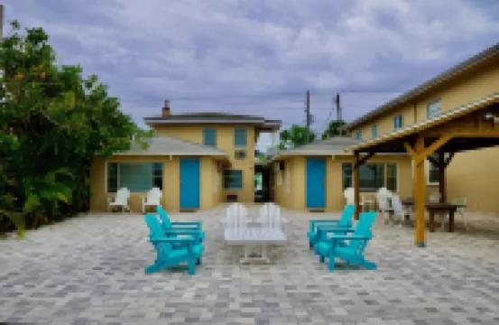 The Molloy - A Boutique Beach Resort