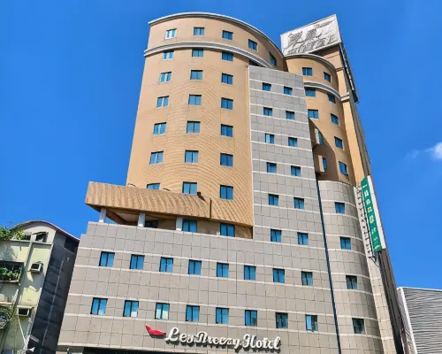 Via Hotel Breeze Hotels near Luzhou District