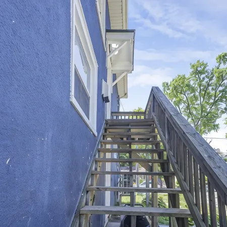 Your home away from home in Thorold, ON - Niagara Falls