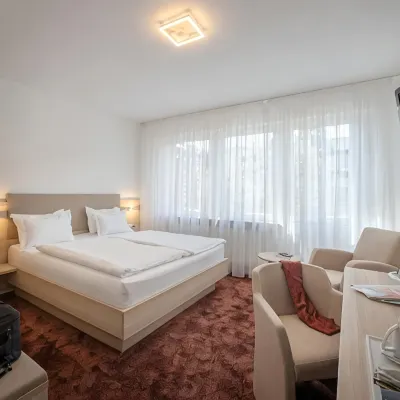 Hotel Brenner Hotels near Forum Confluentes