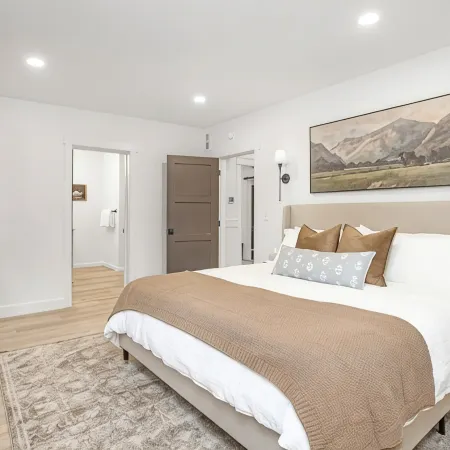 Heritage Heights - Luxe Historic Home Near Downtown & Pioneer Park - EV Charger