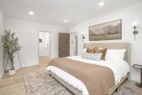 Heritage Heights - Luxe Historic Home Near Downtown & Pioneer Park - EV Charger