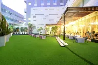 DoubleTree by Hilton Gurugram Baani Square Các khách sạn ở 