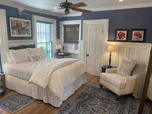 Historic Haven in Church Hill in the Heart of the Historic District