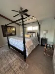 Waterfront Home •Private Pool•Boat Dock•Good Fishing •Golf •Memories - Private Pools