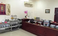 王朝飯店