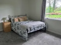 Tranquil&Beautiful surroundings,situated in the country 20mins seaside,dark sky Hotels in Girvan