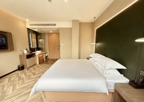 City Garden Hotel Chain (Jinhua Dongyang Yintai City) - Esports