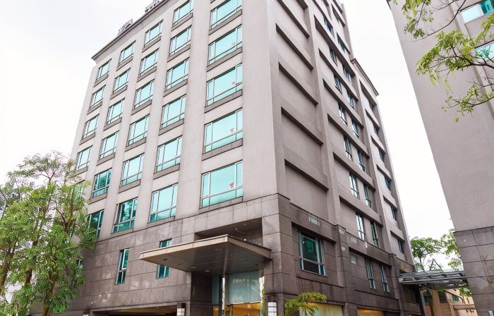 SL HOTEL