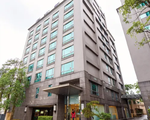 แชงกรีลา โมเต็ล โรงแรมใกล้สถานีจิ่งผิง