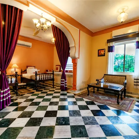 HOTEL RAJ MAHAL THE PALACE