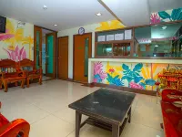 MOK MEK 72 Hotels near Huai Khwang