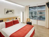Sercotel Caspe Hotels near Ciutadella Park