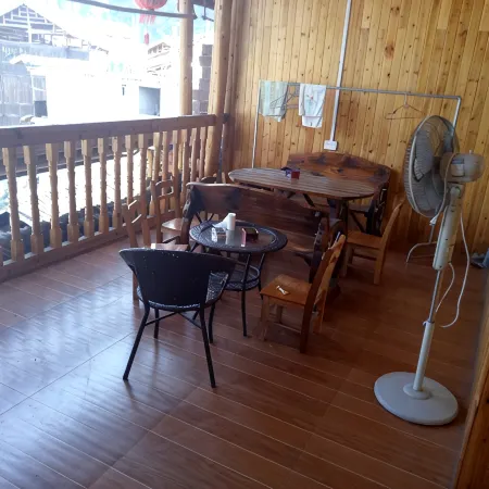 Yizhijia Inn