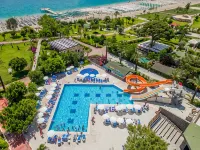 Lucida Beach Hotel - Ultra All Inclusive ケメルのホテル