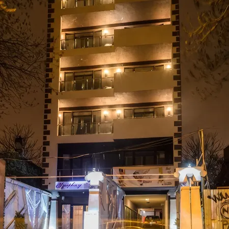 Uni88 Apartments