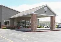 AmericInn by Wyndham Green Bay Near Stadium のホテル