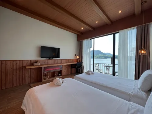 อินเลญา รีสอร์ท (Inlaya Resort)