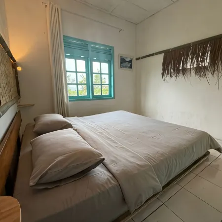 Stay and Farm Hostel