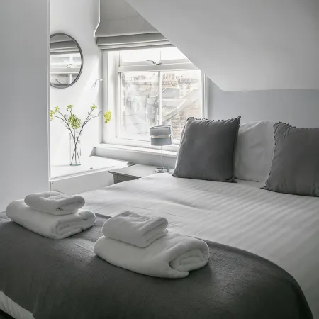 Deluxe 2 bedroom apartment