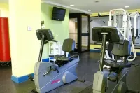 Ramada by Wyndham Jersey City - Gym