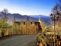 Florance Resort Villa Отели рядом с достопримечательностью «Ферма «Чунь-Янь»»
