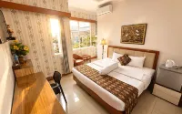Rene Hotel