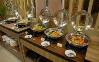 Grand Inna Tunjungan Hotel Surabaya - Aamiainen