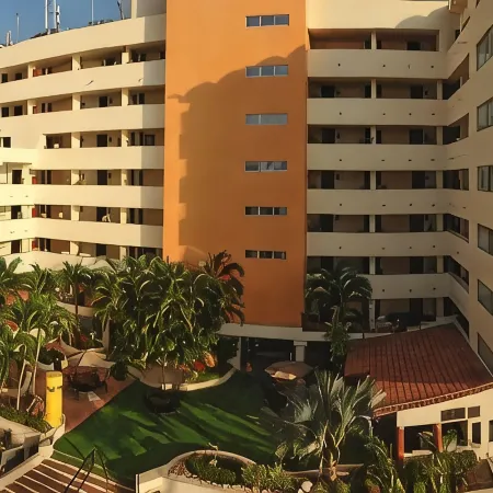 Hotel Delfin PV Beach Resort