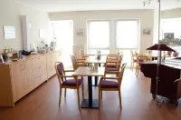 Grunau Hotel - bar