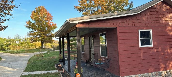 Charming 1-bedroom cottage with WiFi and AC in lovely Stamping ky Hotels in Scott County