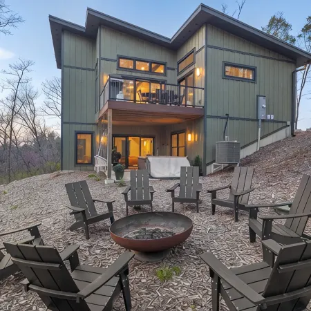 Innsbrook Woods | Pool, Hot Tub & Tennis Court