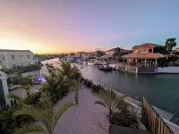 Modern 2BR Waterfront Apartment - Prime Location & Stunning View - Apartments