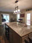 3-bedroom 2.5 bath lake house in wonderful Drasco with AC, WiFi. Enjoy your stay
