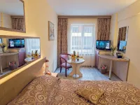 Victoria Hotel Hotels in Odesos