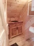 Copper Cabin offers peace and privacy in the woods! - Chalets
