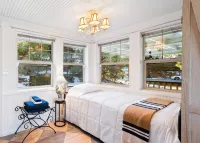 Spacious, Luxury, Picturesque "Mountain High Manor"- Ski Resort Town!