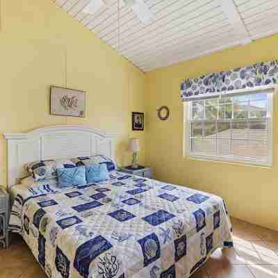 Cove House Ocean Front. It's close to everything Eleuthera has to offer Rooms