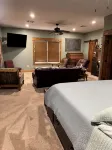 Waterfront Lake Home at Duchess Creek Estates with boat dock on Lake Eufaula, OK - Homestays