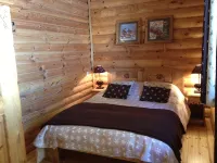 authentic Scandinavian log cabin Hotels in Le Devoluy