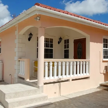 1 BEDROOM APARTMENT Plover Court Apartments