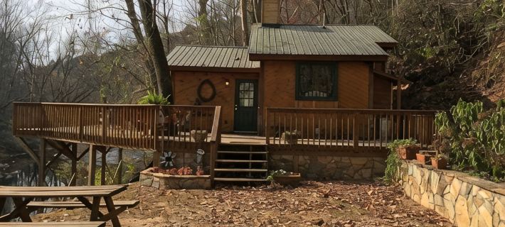 CHESTATEE RIVER CABIN is a prefect pet friendly get away close to Dahlonega Hôtels à&nbsp;: Comte de Lumpkin