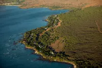 Hawaii Oceanfront 1-bedroom Cottage
