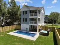 NEW Retreat with Pool, Hot Tub, and Premium Amenities! NEXT to 'Park and Paddle' - Private Pools