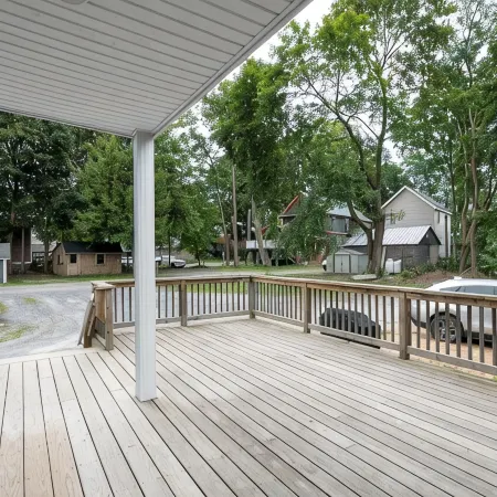 Fully Stocked Kitchen, AC, Wi-Fi, W/D, Near Baseball and Walk to Downtown