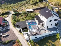 7 Bedroom Villa in Vila Real Hotels in Vila Real